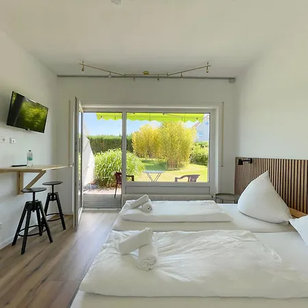 Moderne - Buchberg Apartment *